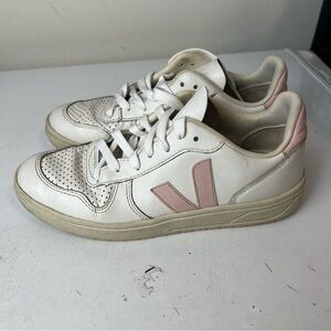 Veja White and Pink Sneakers‎